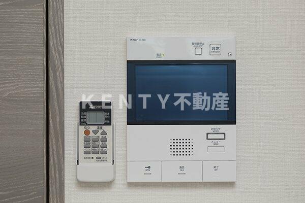 セキュリティ　モニター付きインターホン