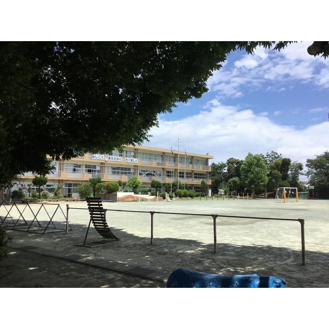 小学校　花見川小学校（小学校）まで640m