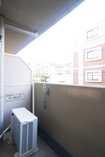 バルコニー　参考写真（同建物別部屋のものです）