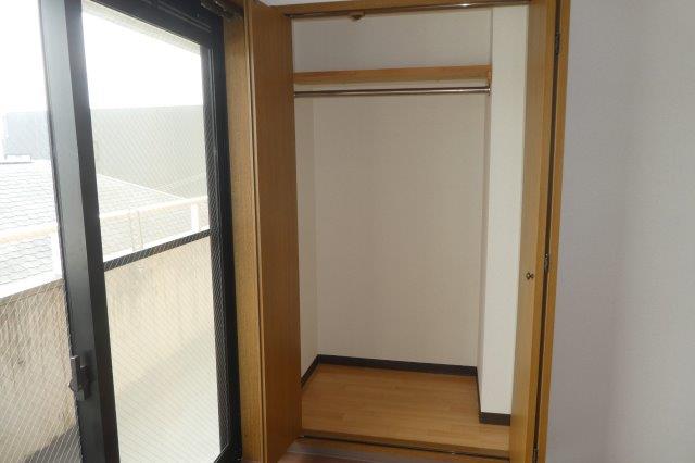 収納　クローゼット