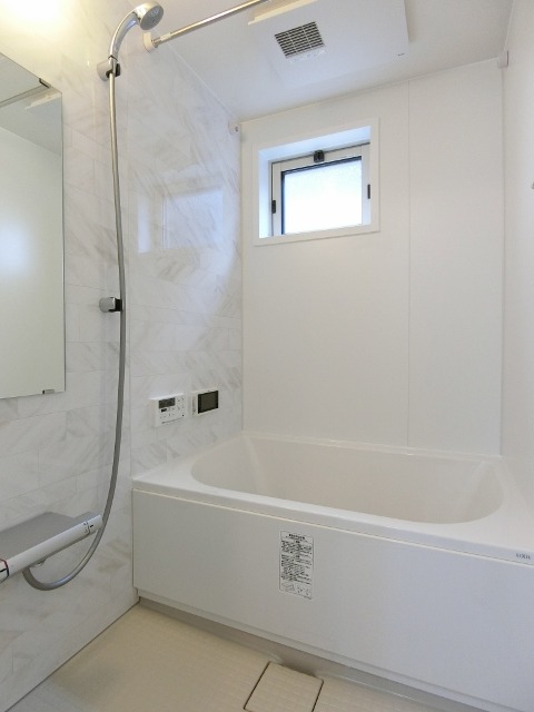バス・シャワールーム　図面と現状に相違がある場合には現状を優先