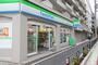 コンビニ　ファミリーマート文京本郷店（コンビニ）まで342m