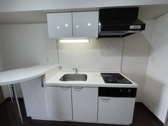 キッチン　(参考)同マンション同間取り他部屋の写真