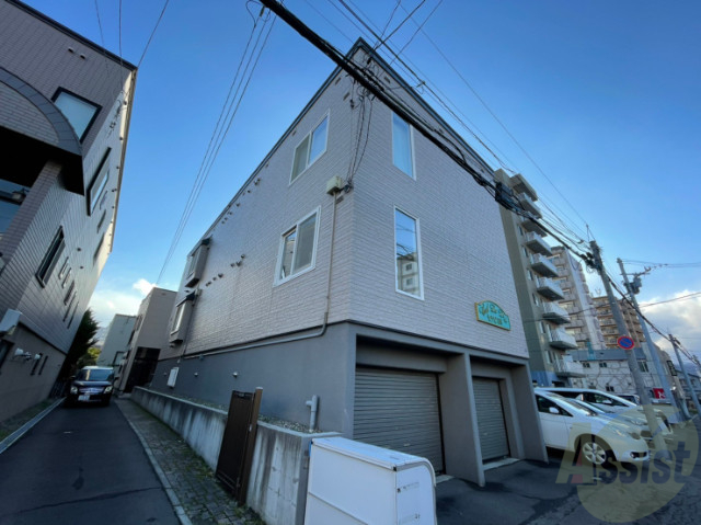 建物外観　札幌市中央区南１３条西「セラヴィ１３．８」