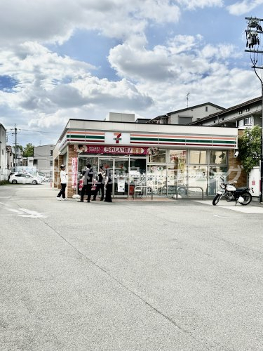 コンビニ　セブンイレブン豊中豊南西店（コンビニ）まで424m