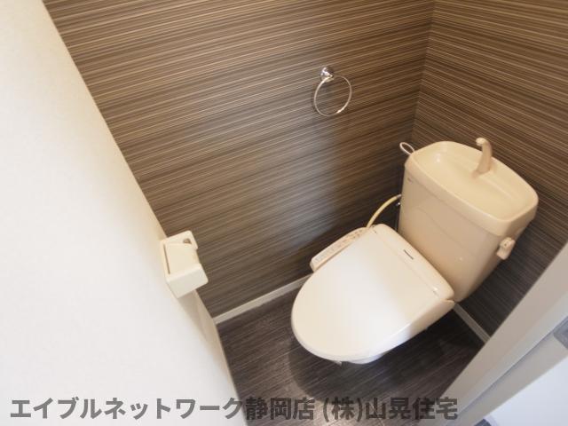 トイレ　シンプルで使いやすいトイレです
