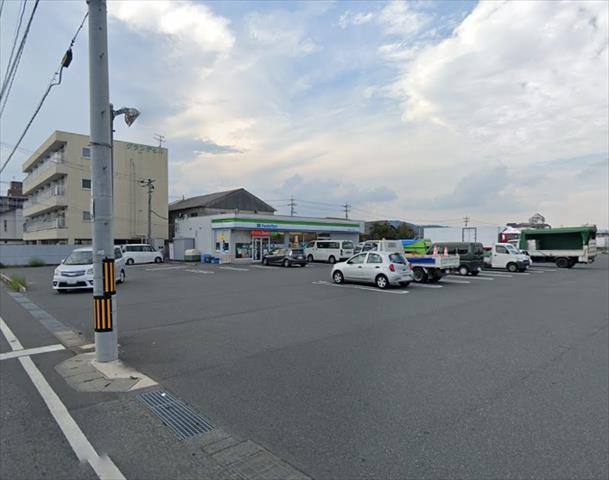 コンビニ　ファミリーマート 総合流通センター北店（コンビニ）まで644m