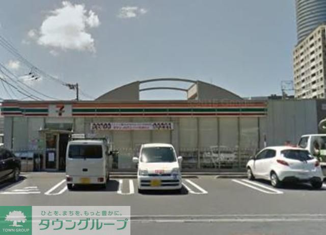 コンビニ　セブンイレブン（コンビニ）まで160m