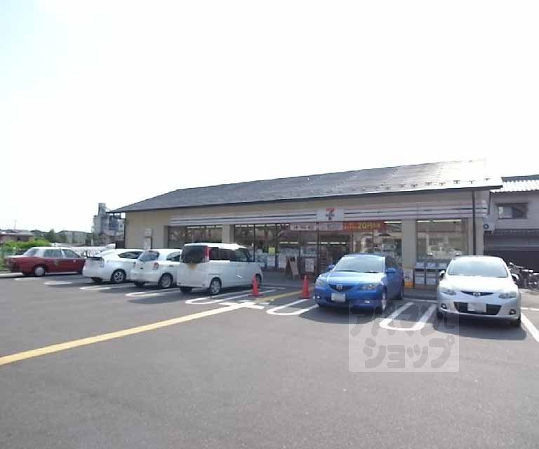 コンビニ　セブンイレブン京都白川北大路店（コンビニ）まで400m