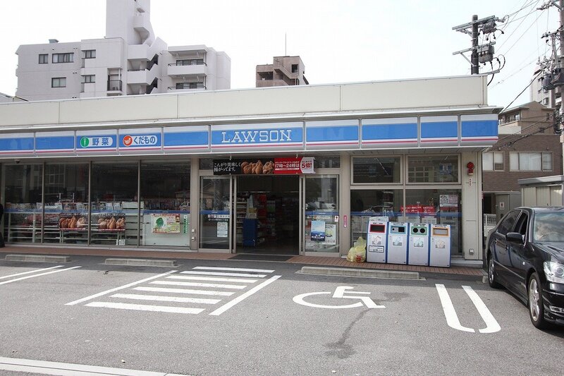 コンビニ　ローソン東区泉三丁目店（コンビニ）まで87m