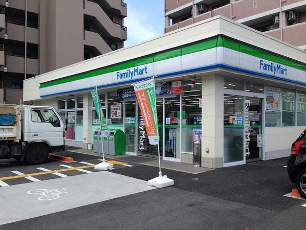 コンビニ　ファミリーマート平野馬場一丁目店（コンビニ）まで375m