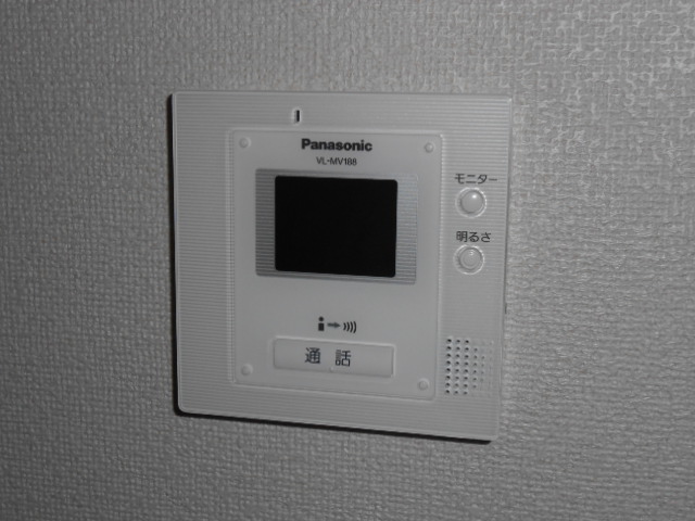 セキュリティ　カラーＴＶモニター付インターホン完備