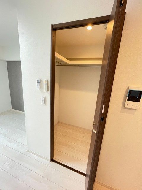 収納　（別タイプ参考写真）レオーネ王子飛鳥山　北区西ヶ原2
