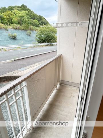 ＪＲ東海道本線 愛野駅 徒歩14分 2階建 築19年の内装写真