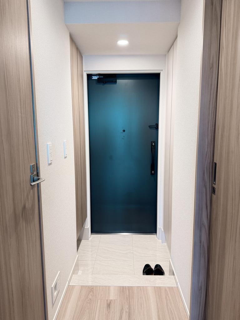 ブランズタワー橋本の玄関写真