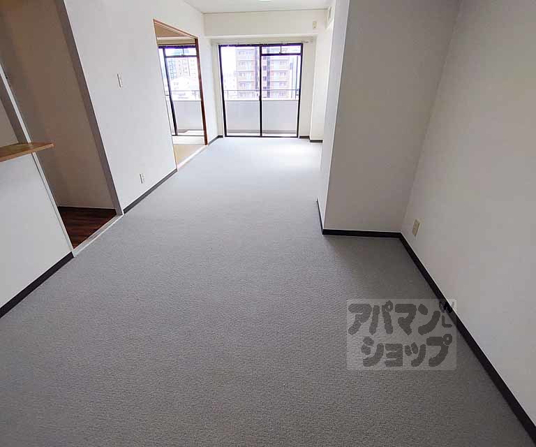 3LDK Mansion in Shimogyo-ku, Kyoto — photo 3 of 3