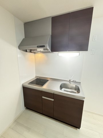 地下鉄今里筋線 井高野駅 徒歩2分 3階建 築3年のキッチン写真