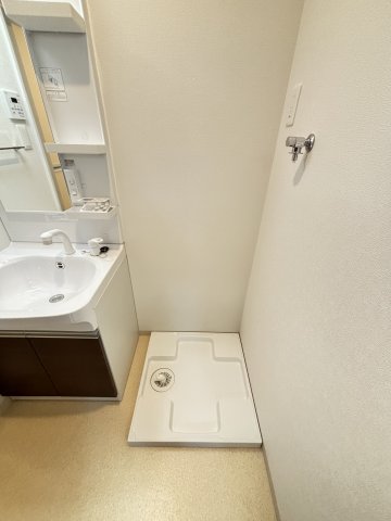 地下鉄今里筋線 井高野駅 徒歩2分 3階建 築3年の玄関写真