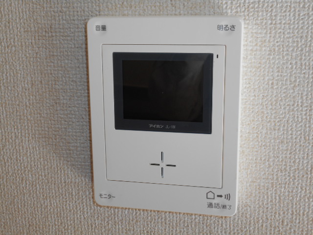 セキュリティ　カラーＴＶモニター付インターホン完備
