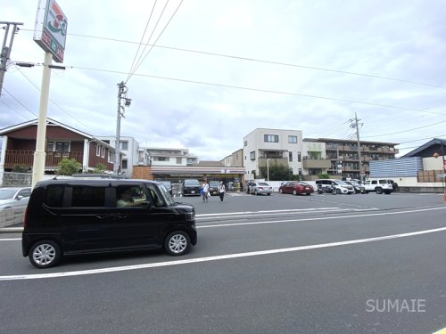 コンビニ　セブンイレブン浦和元町中央店（コンビニ）まで309m