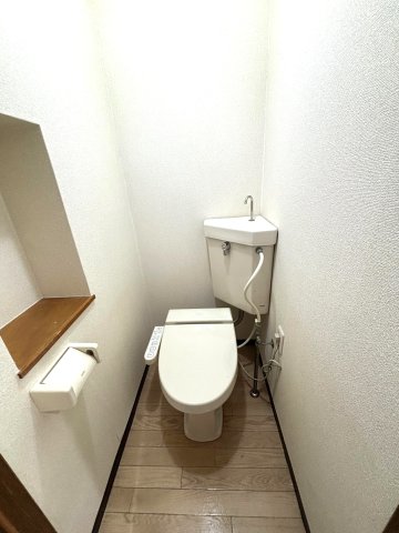 ピッコロモンドのトイレ写真