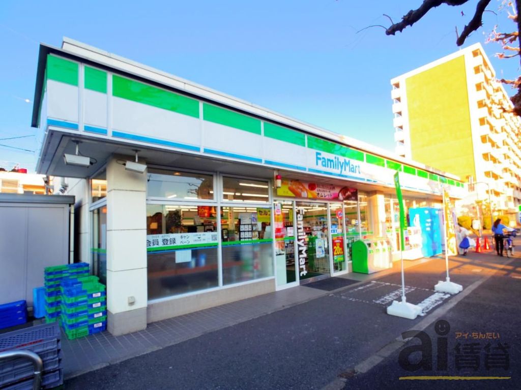 コンビニ　ファミリーマート上鷺宮二丁目店（コンビニ）まで400m