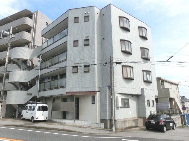 シーダーヒルズ都賀の外観写真