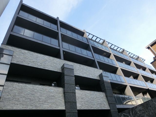 建物外観　総戸数１３０世帯の大規模分譲マンション