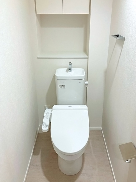 トイレ　※写真は同タイプ住戸です。