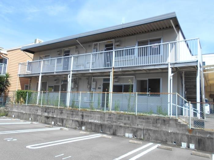 建物外観　1986年築　山田アパート