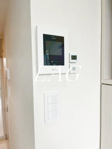 セキュリティ　モニター付きインターホンです。