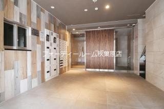 エントランス　★《見学予約受付中》当店では契約金がクレジット決済可能です★