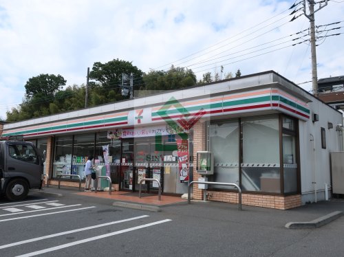 コンビニ　セブンイレブン西所沢山口店（コンビニ）まで422m