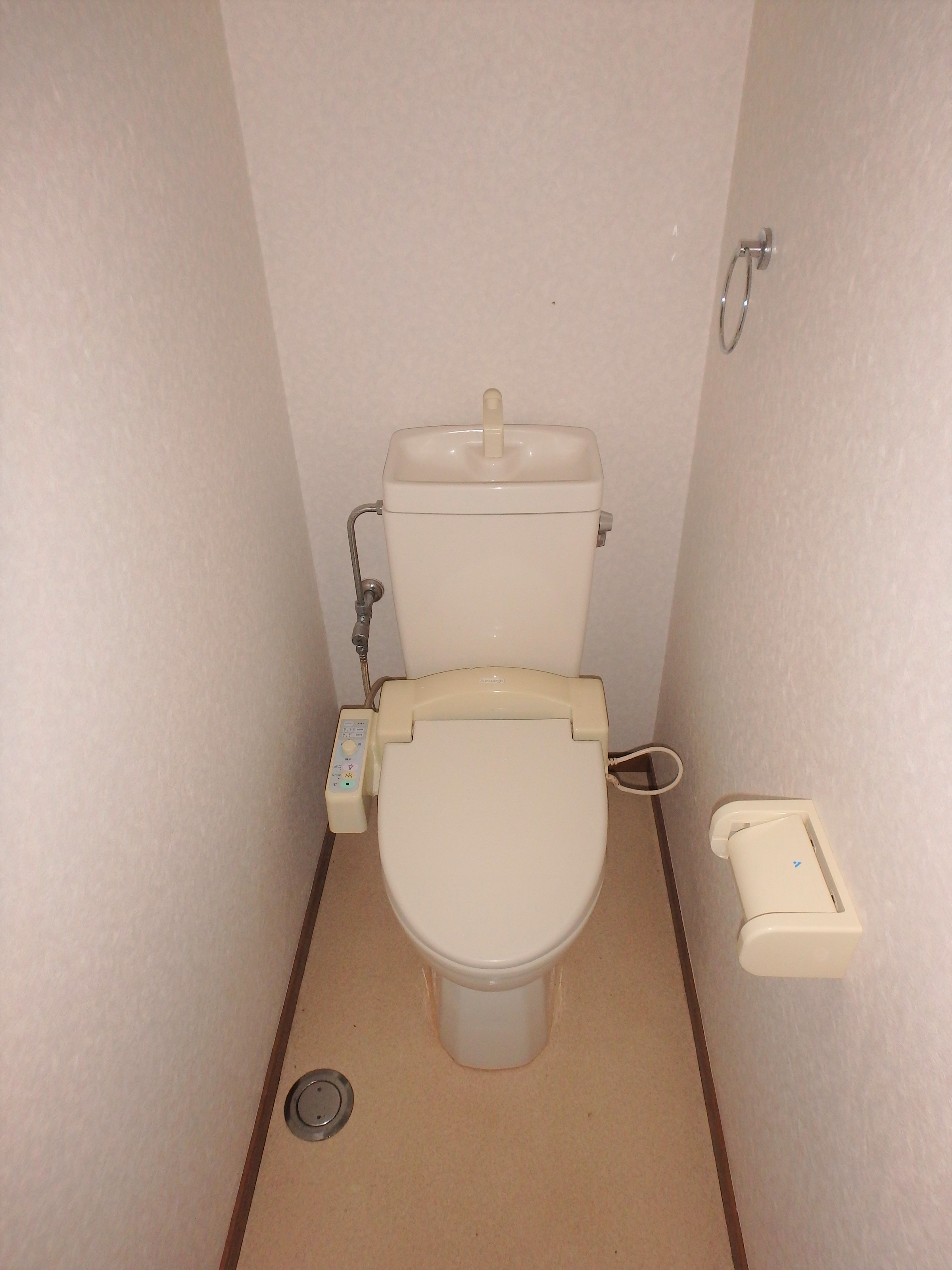 トイレ　シャワートイレ