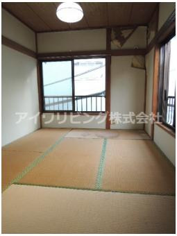 居室・リビング　【ハイツ富沢】