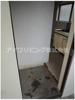 玄関　玄関から【ハイツ富沢】