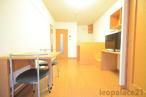 居室・リビング　物件同タイプの写真です。