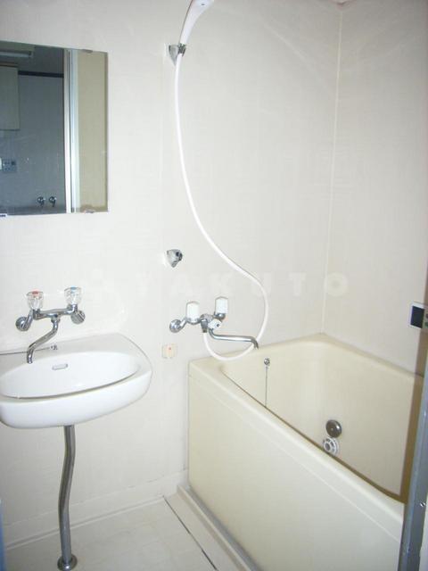 洗面設備　写真は２０７号室