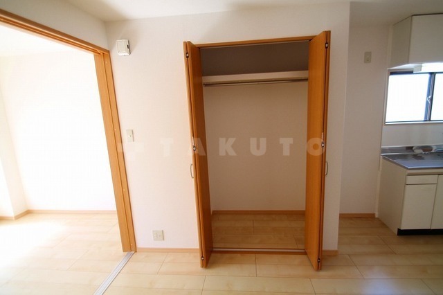 収納　写真は２０７号室