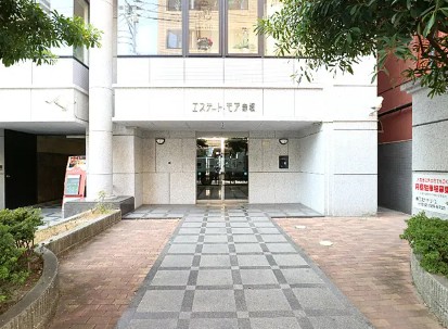 駐車場　エントランス