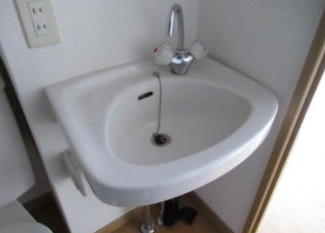 洗面設備　別部屋参考写真・反転写真となります。