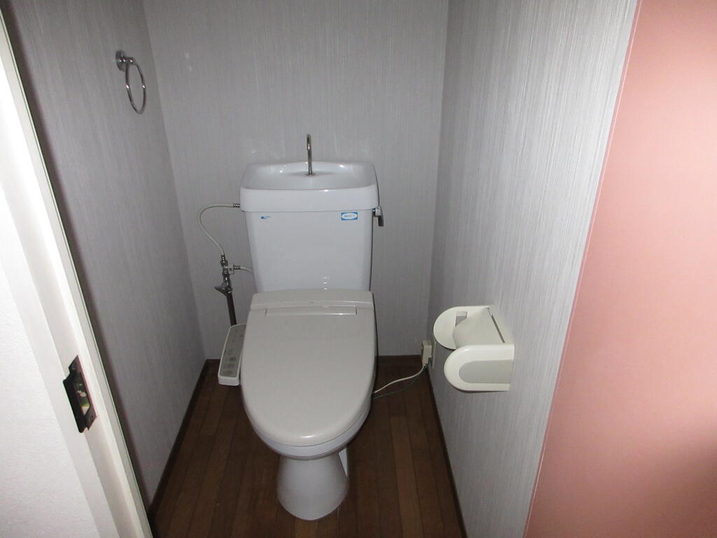 ＪＲ山陽本線 向洋駅 徒歩14分 9階建 築36年のトイレ写真