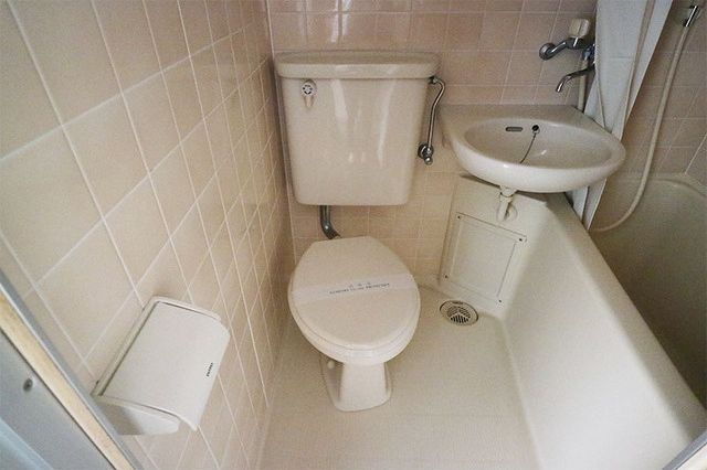 バス・シャワールーム