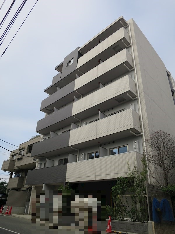 大田区北糀谷のマンションの建物外観
