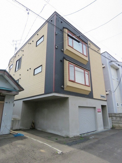 北海道札幌市豊平区月寒西一条７（アパート）の賃貸物件の外観