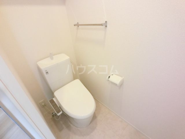 【伊勢崎市南千木町のアパートのトイレ】