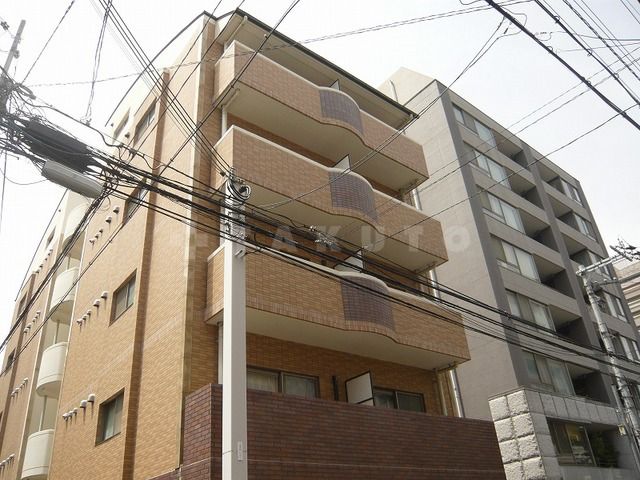 京都市下京区燈籠町のマンションの建物外観