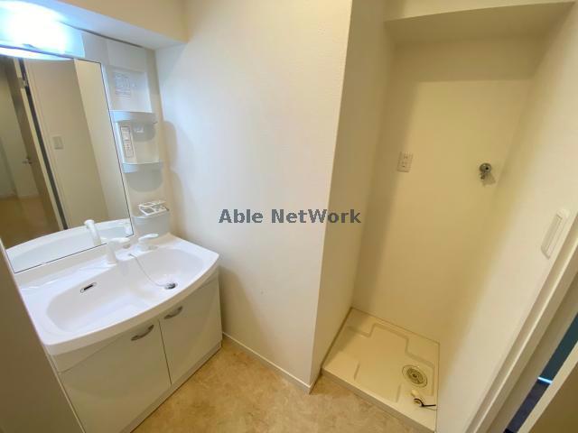 洗面設備　※同型反転タイプ