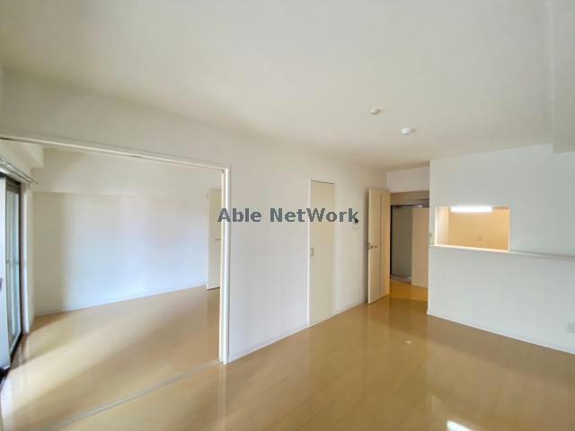 居室・リビング　※同型反転タイプ