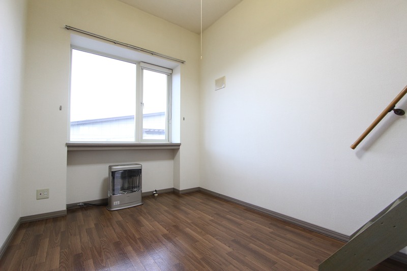 その他部屋・スペース　201号室参照（反転間取）